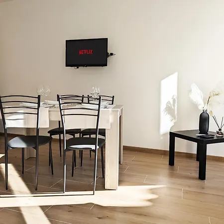 Relax, Bilocale Nel Centro Storico Apartmán *